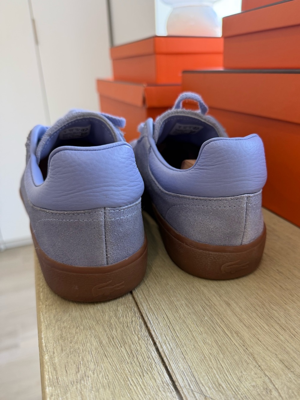 Lacoste Women’s Lavender Suede Low-Top Sneakers with Brown Sole - Picture 3 of 6
